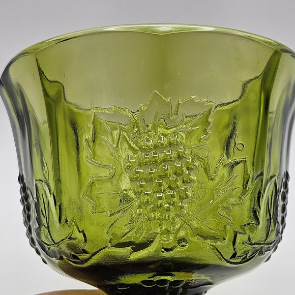 Indiana Glass Green Compote Pedestal Fruit Bowl Harvest Grape Pattern Vintage - Picture 9 of 11